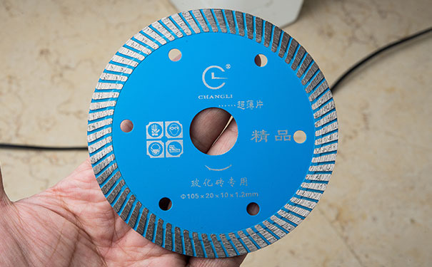 為什么要用超薄金剛石鋸片 有那些好處？