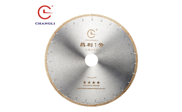 什么牌子的切割片好？這些切割片加工的大理石復(fù)合板有什么特點呢？